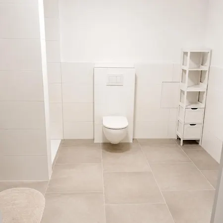 Gemuetliches Mit Eigenem Bad & Kitchenette Apartment *
